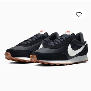 Nike Women’s Daybreak Sneakers